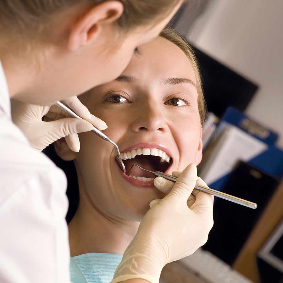 cosmetic dentist Vancouver