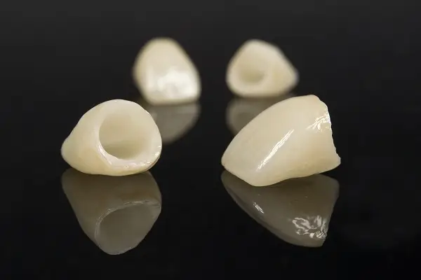 4 dental crowns